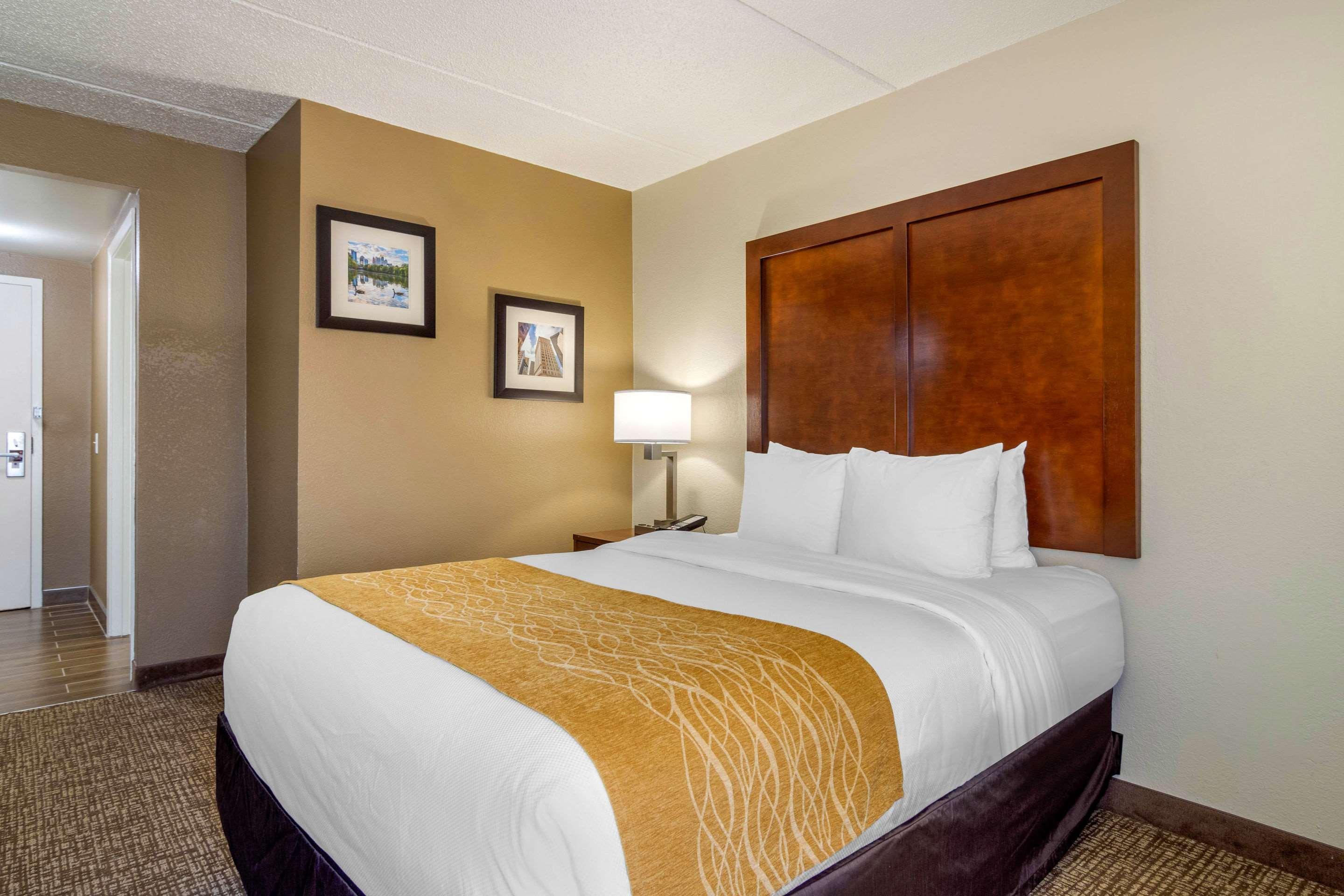Comfort Inn Atlanta Airport Cheeko Manor Exterior foto